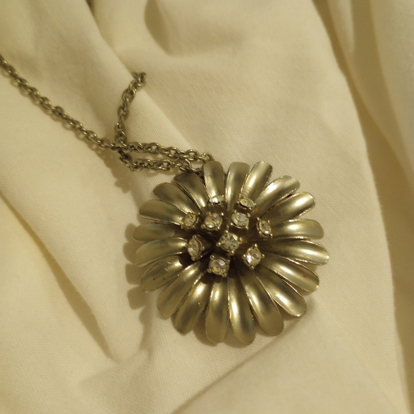 Cookie Lee Necklace - Picture 3 of 6